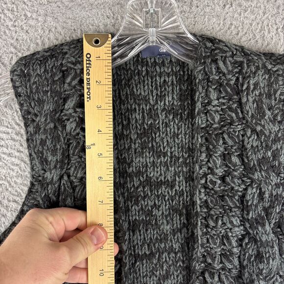 Gap Open Sweater Vest Women's Size XS Gray Knit Wool Acrylic Nylon Blend - Picture 2 of 9